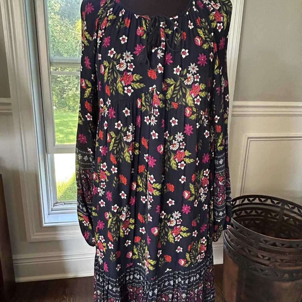 Time and Tru Navy Blue Foral dress - Small